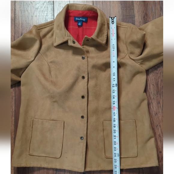 Evan-Picone Woman Camel Faux Suede Snap Down Jacket w/ Lining & Pockets Size 1X. - Picture 11 of 16